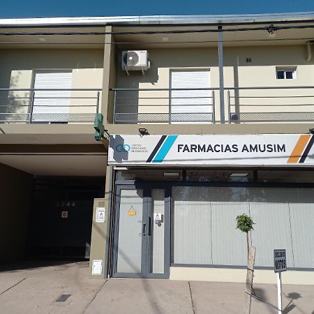 דירות סנטה רוסה Departamentos Temporarios Raul B. Diaz מראה חיצוני תמונה